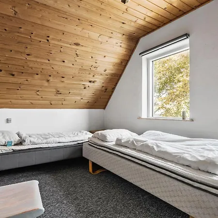 Lovely In With Wifi Holiday home