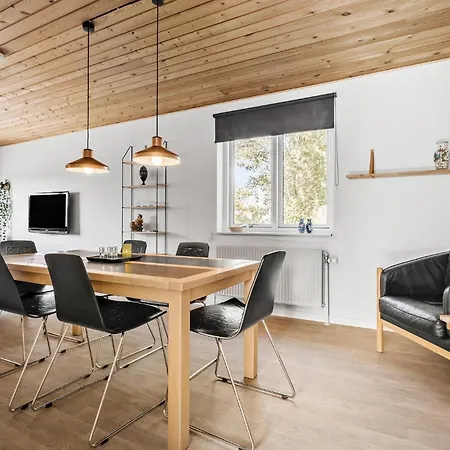 Lovely In With Wifi Holiday home *