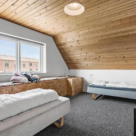 Lovely In With Wifi Holiday home